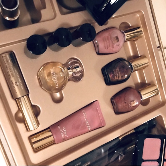 🌷RARE 34 Piece NWT Vintage Estée Lauder Cosmetics Kit Set Bundle Lot Lip Eye - Picture 4 of 10